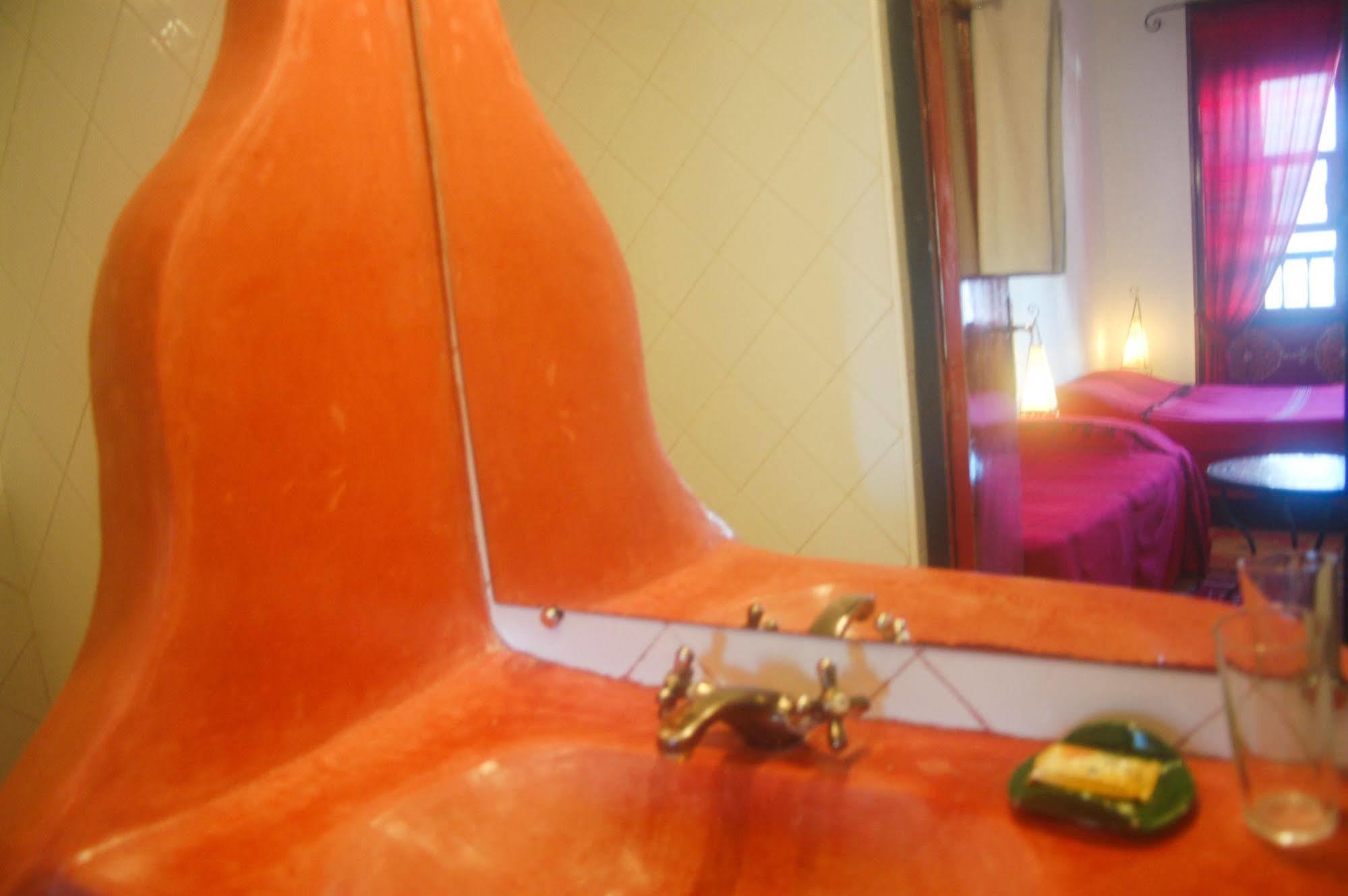 Riad Le Grand Large Эс-Сувейра Экстерьер фото
