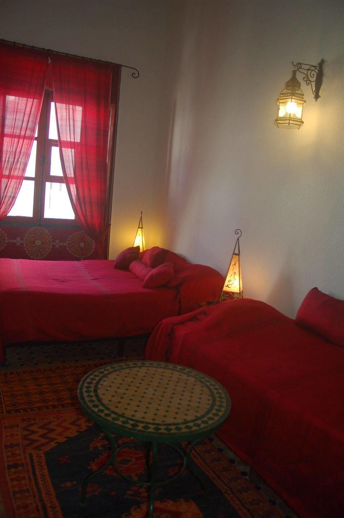 Riad Le Grand Large Эс-Сувейра Экстерьер фото